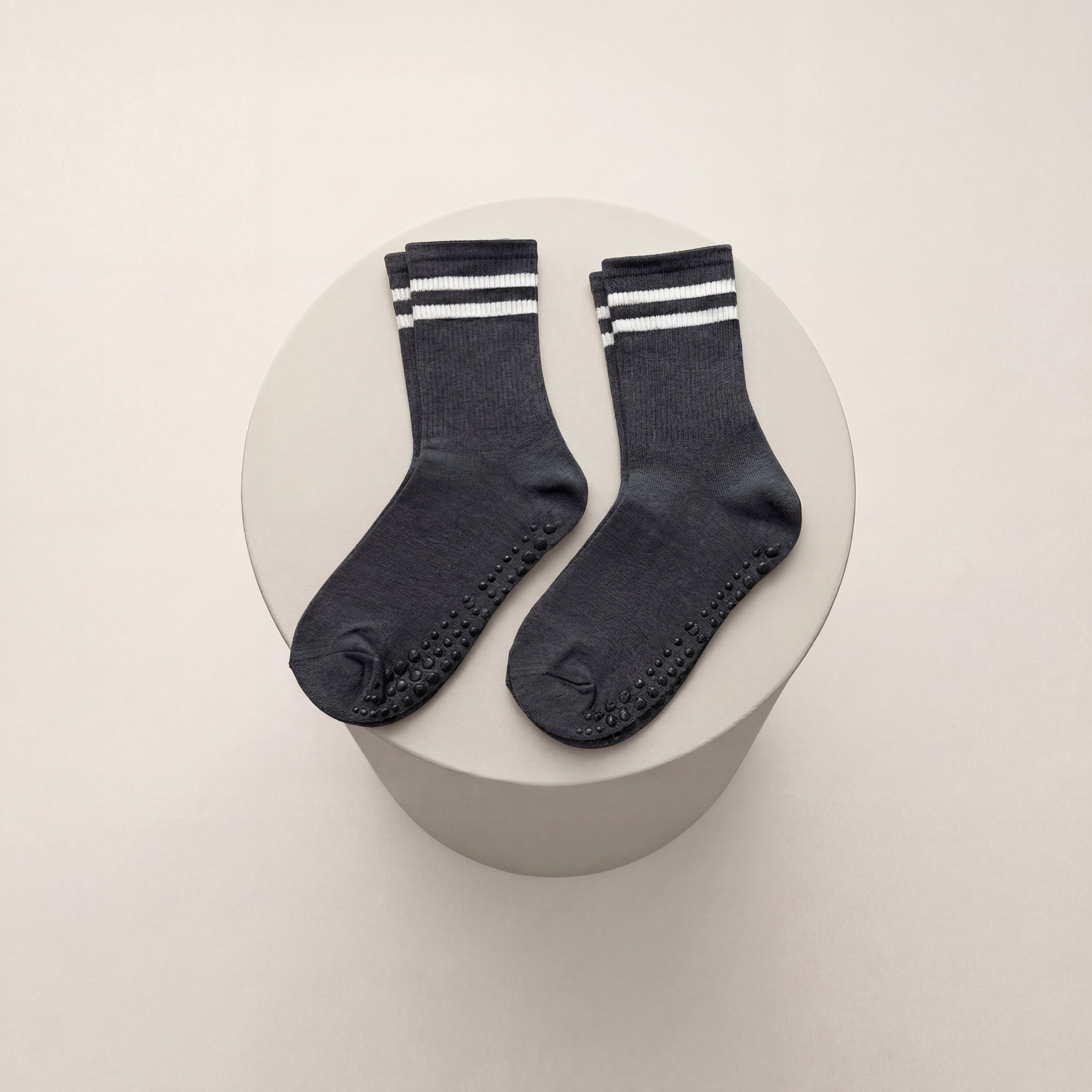 FOCUS︱ Pilates Grip Socks 2-Pack