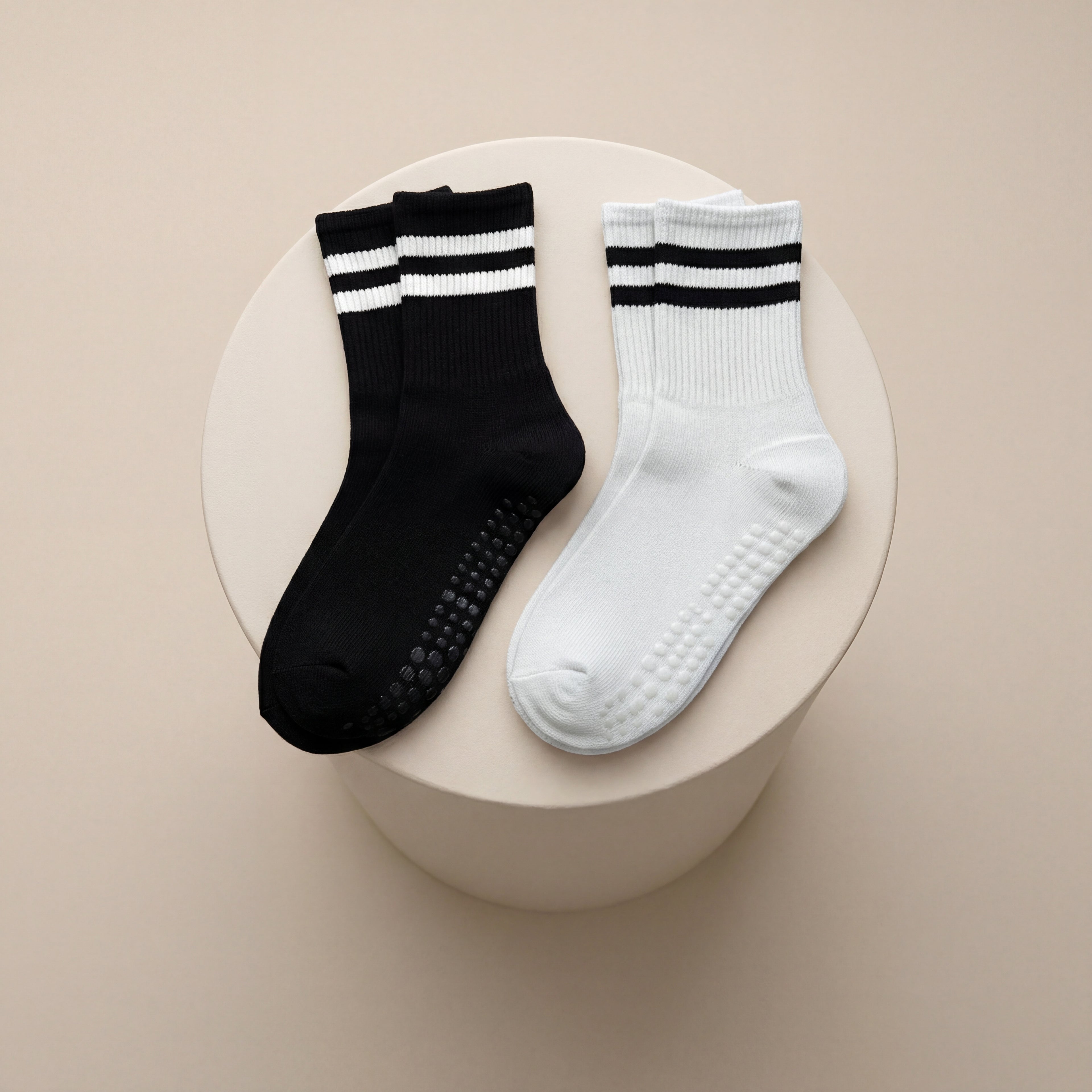 FOCUS︱ Pilates Grip Socks 2-Pack