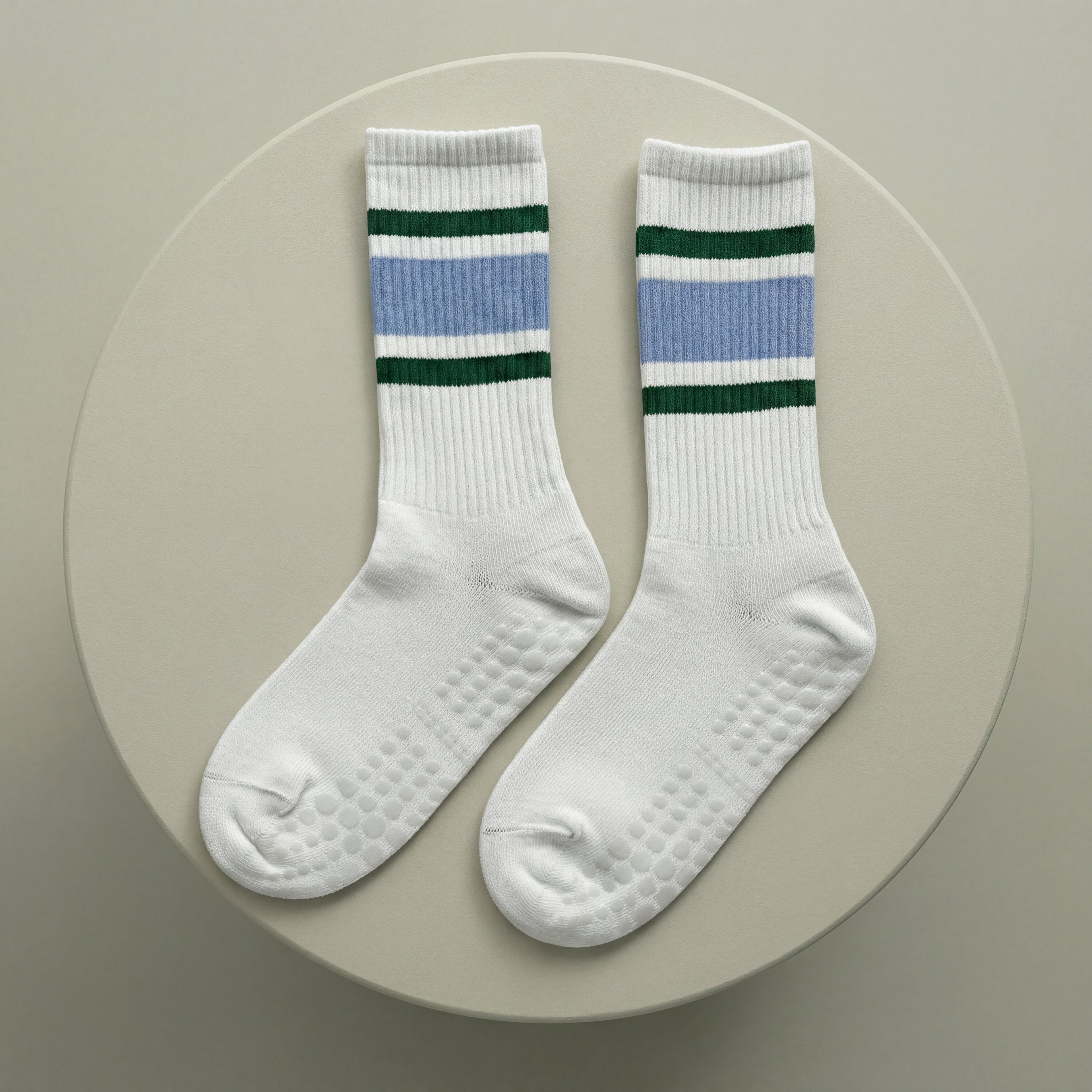 RISE︱ Pilates Grip Socks